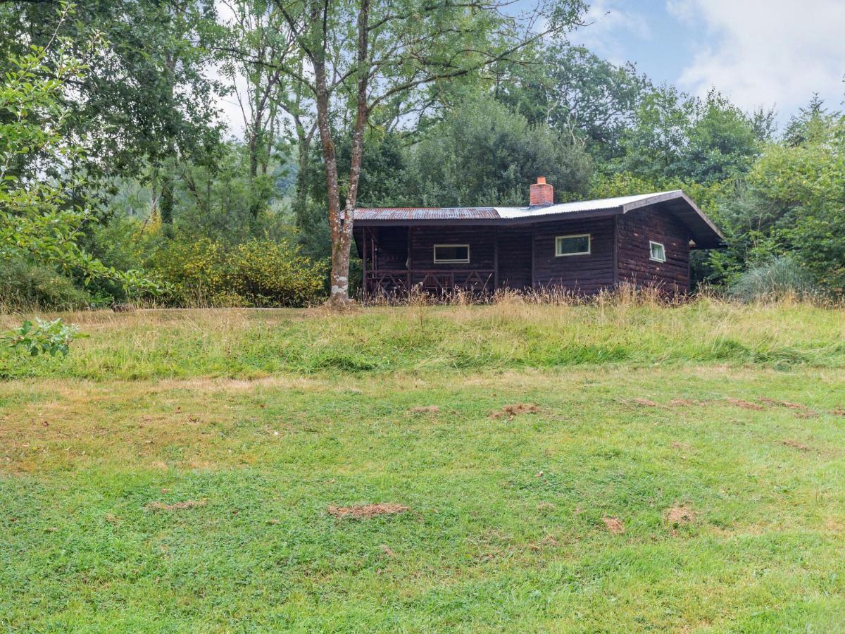 The Log Cabin Honiton Exterior photo